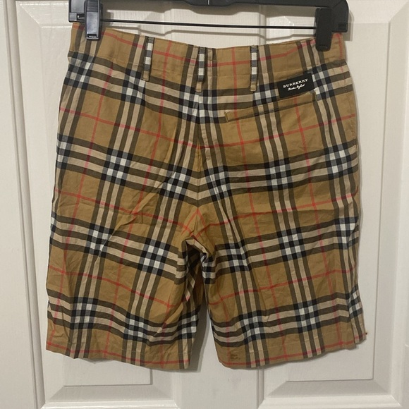 Boy’s Authentic  Burberry Shorts - Picture 3 of 5